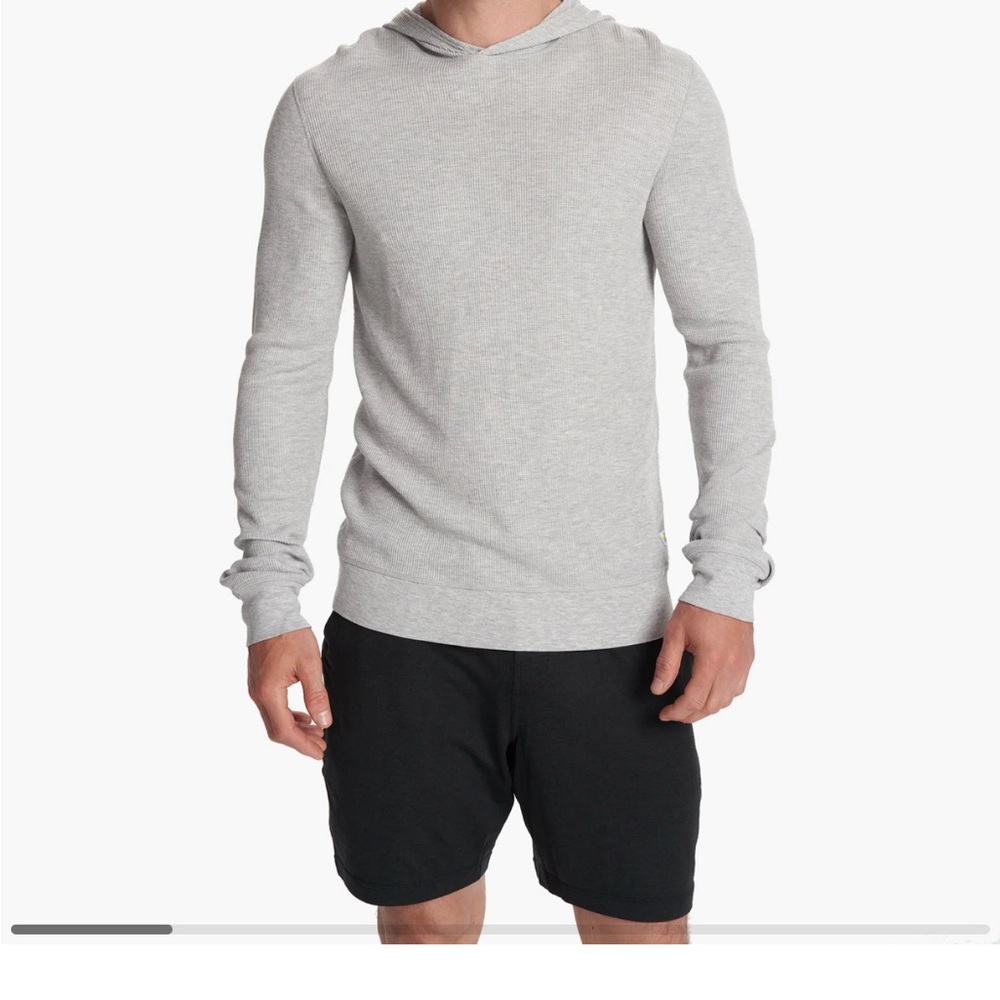 Vuori Gray Sweatshirt Fitted Crew Neck